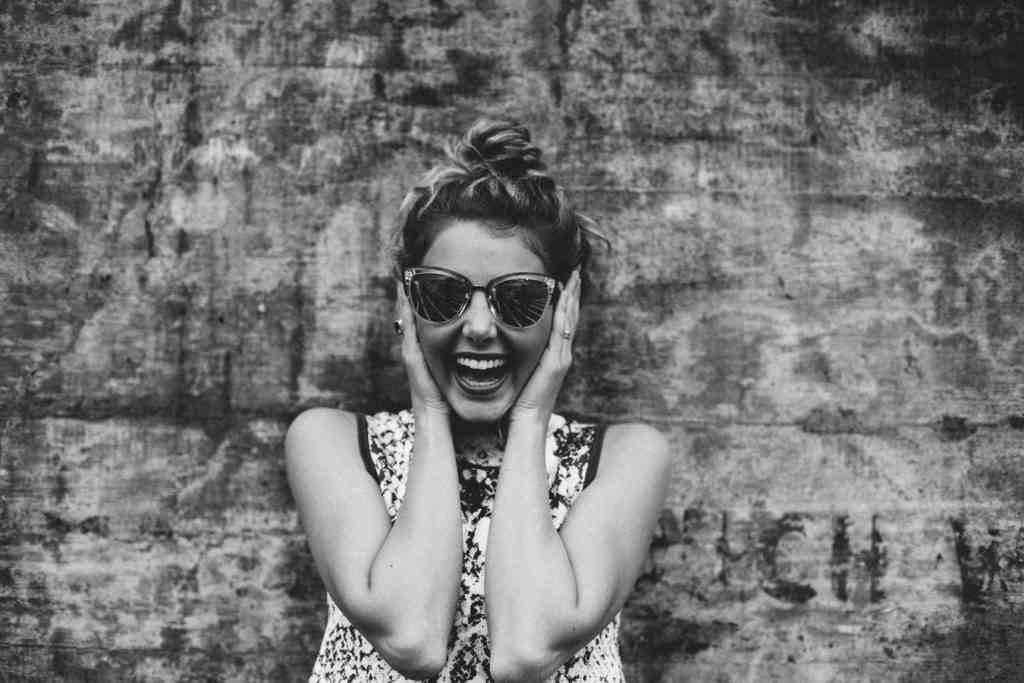 Pourquoi tant de femmes belles et intelligentes restent-elles célibataires pendant plusieurs années?