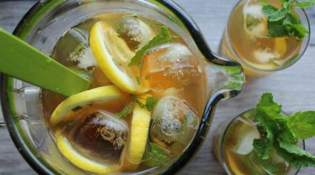 Une tasse (par jour) de cette boisson brûle naturellement la graisse du ventre pendant le sommeil